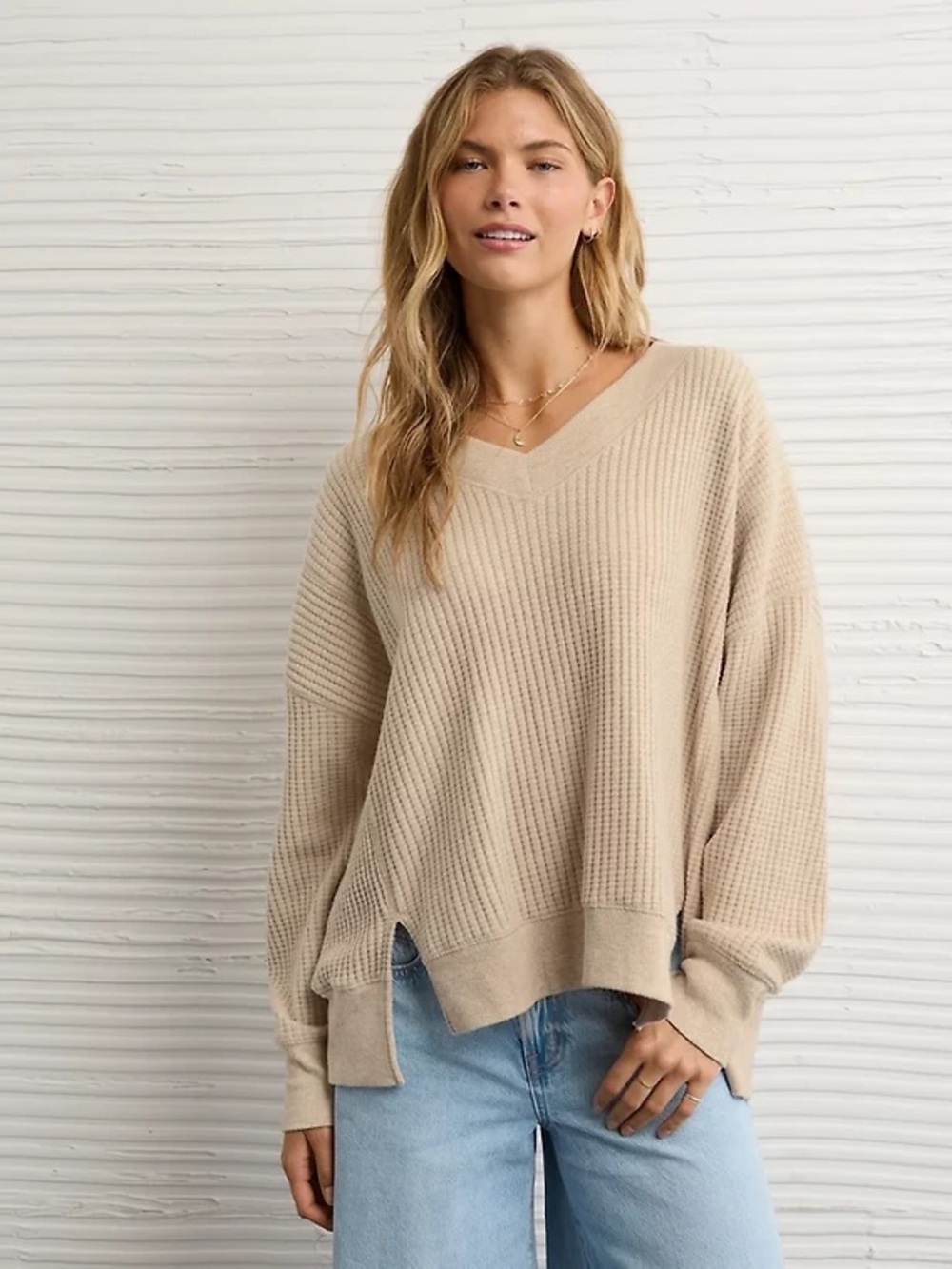 American Eagle Big Hug V-Neck Waffle Sweatshirt Size Large New with tag
